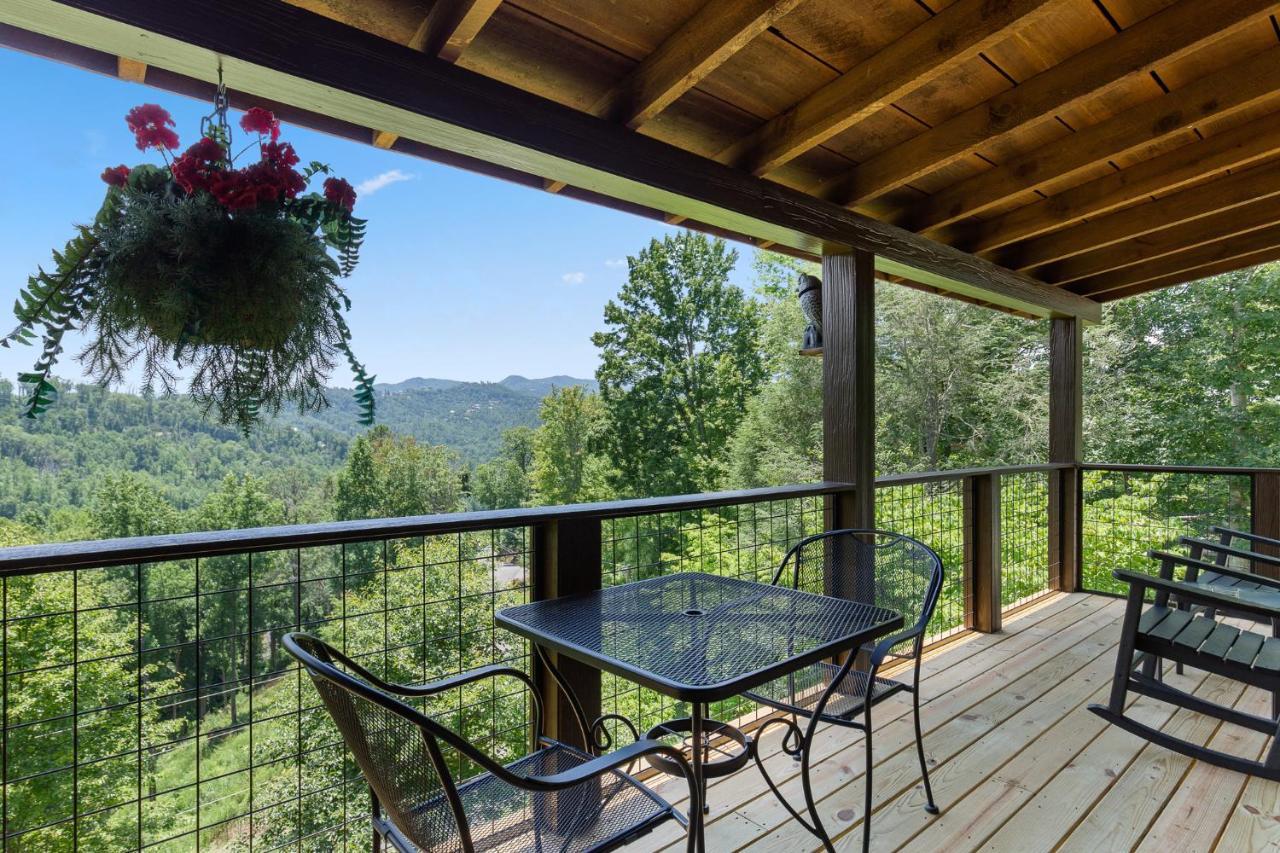 Nestled Inn McCookville Esterno foto